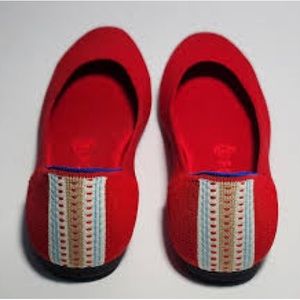 Rothys Flats- retired design CARDINAL Size 8.5